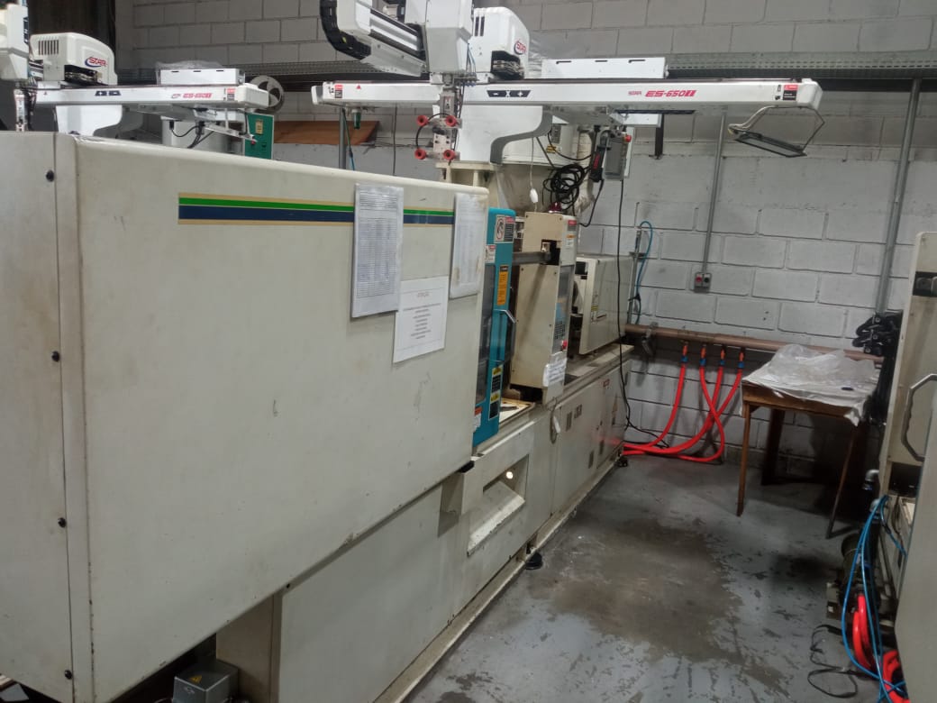 Injetora LK Potenza 130 tons